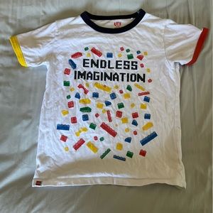 Uniqlo Kids Size 9/10 Lego Graphic T